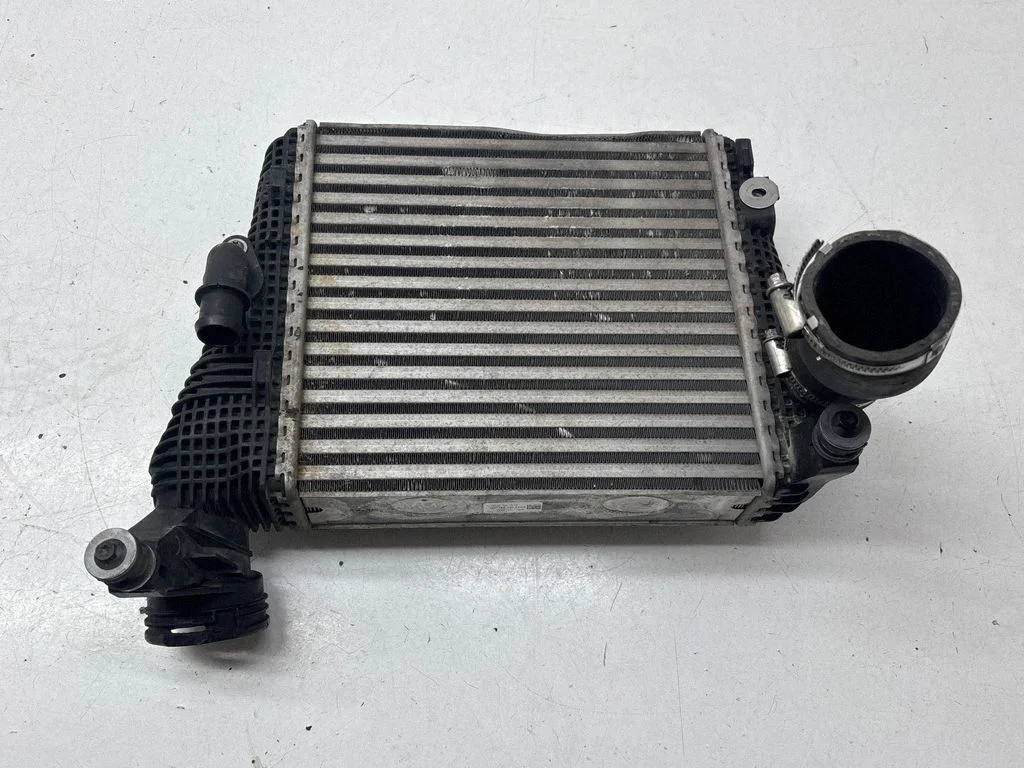 Intercooler radiator 95B145804B