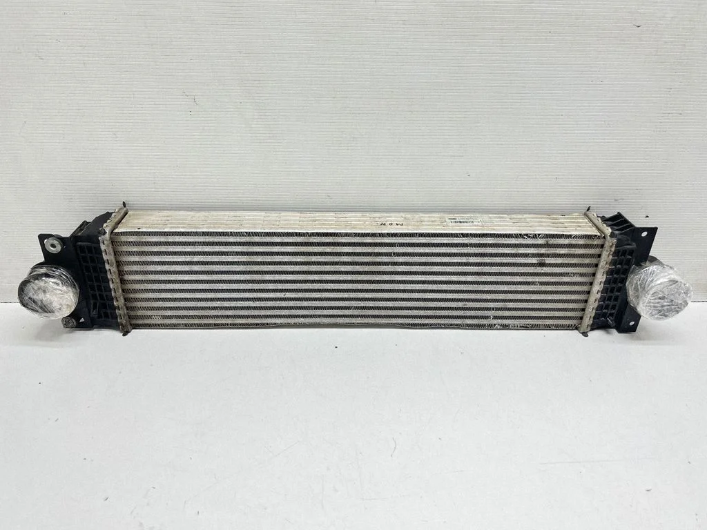 Vahejahuti radiaator DG936K775CC