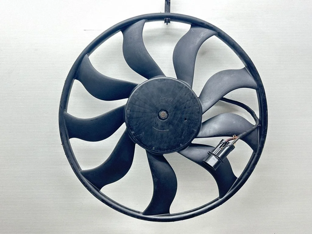 Electric radiator cooling fan 7P5121203A