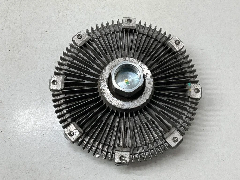 Viskosidur (ventilaatori sidur) – Nissan Navara D23 (2015-)