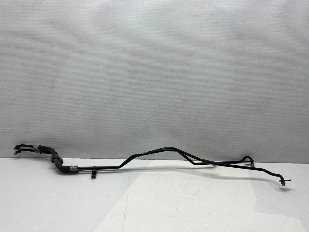 Gearbox oil cooler pipe/hose