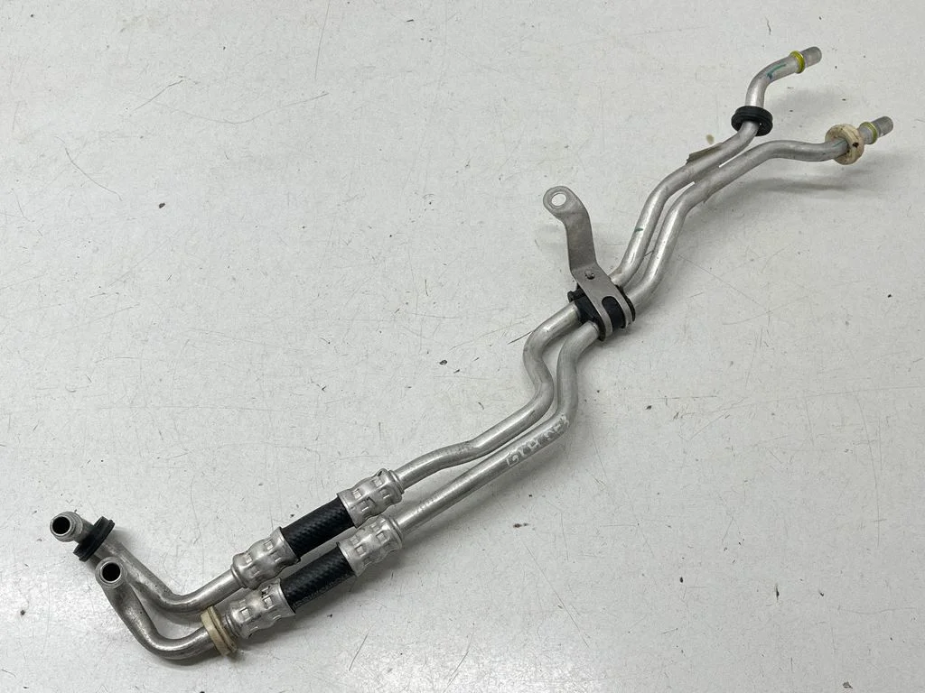 Gearbox oil cooler pipe/hose