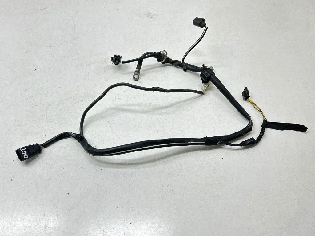Wires (generator/alternator) – Skoda Octavia Mk3 (5E) (2013-2019)