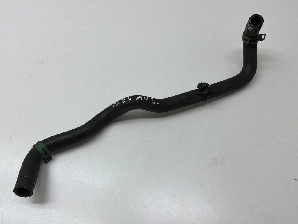 Coolant pipe/hose