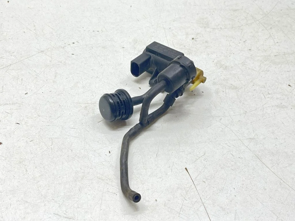 Turbo solenoid valve 1K0906627A