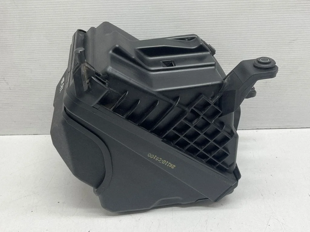 Obudowa filtra powietrza 28100A8100