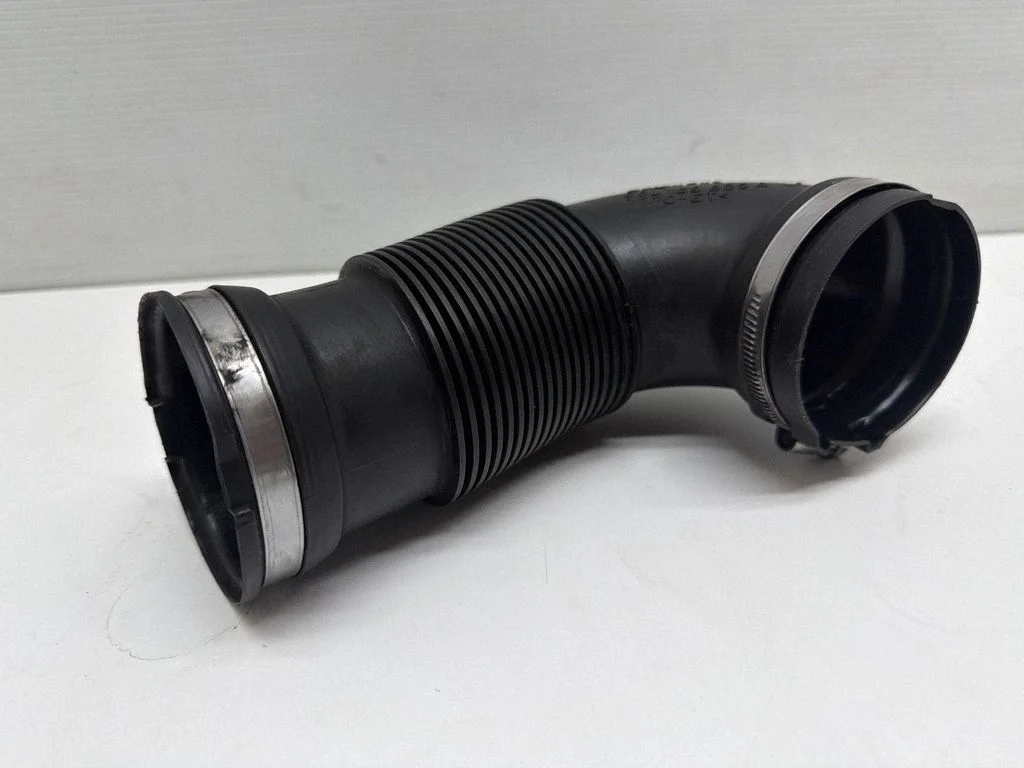 Õhuvõtukanali osa (-d) 06L129629A