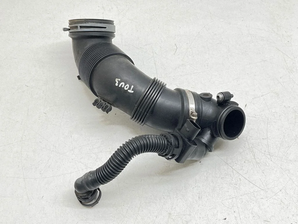 Turbo air intake inlet pipe/hose – Volkswagen Cross Touran II (2015-)
