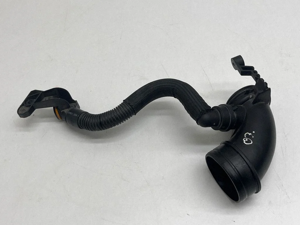 Turbo air intake inlet pipe/hose 5Q0129635