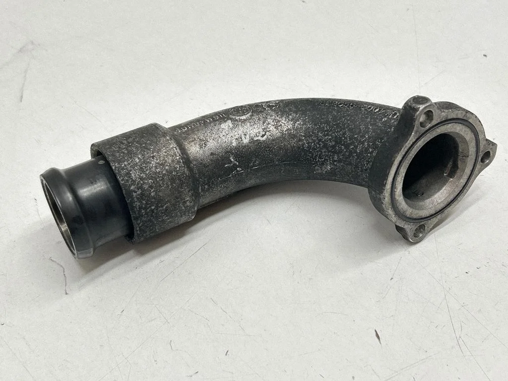 Turbo air intake inlet pipe/hose 8226560001