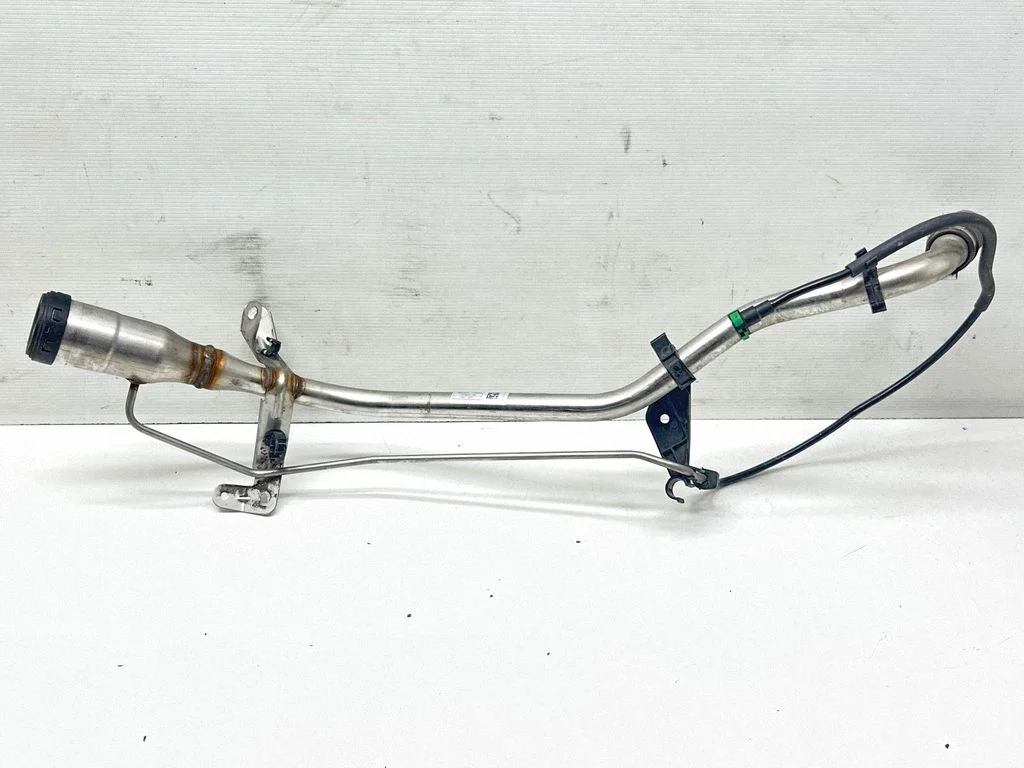 Fuel tank filler neck pipe 32312054