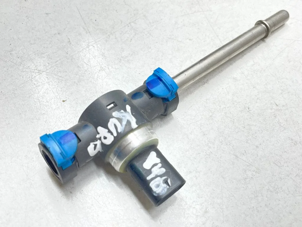 Fuel pressure sensor 31432653