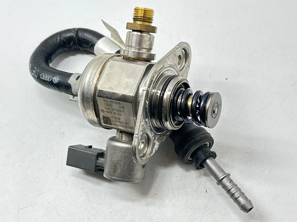 Fuel injection high pressure pump 06L127A08