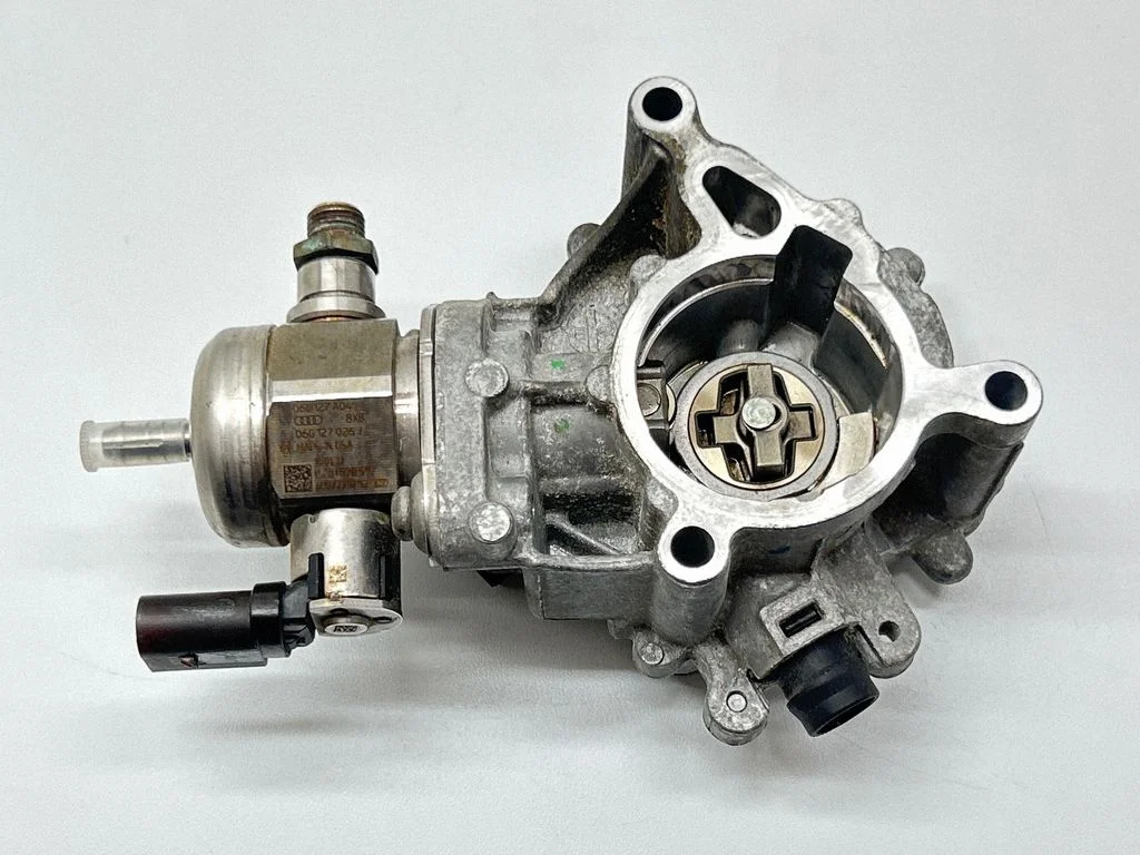Fuel injection high pressure pump 06G127026J