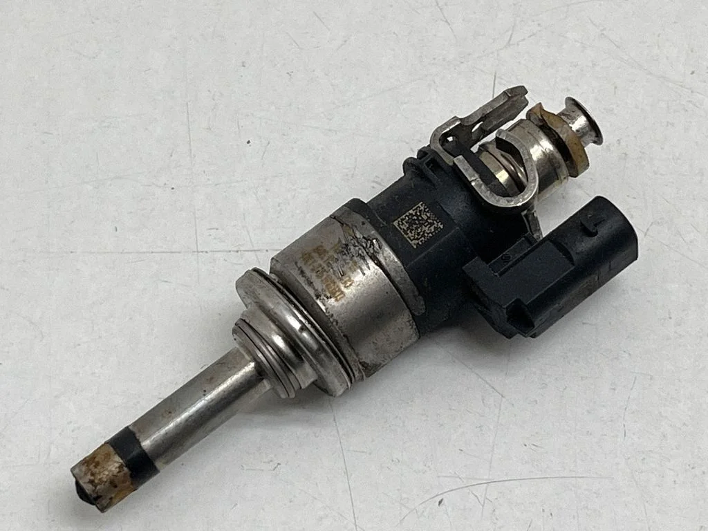 Fuel injector 94611012830