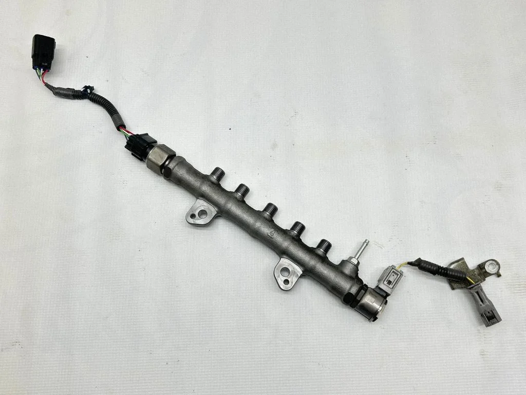 Fuel main line pipe 03C02635