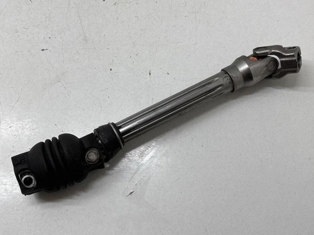 Steering column universal joint – Jeep Grand Cherokee WL (2021-)