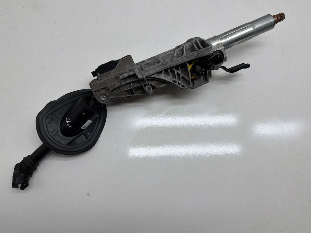 Steering wheel axle A4474620020