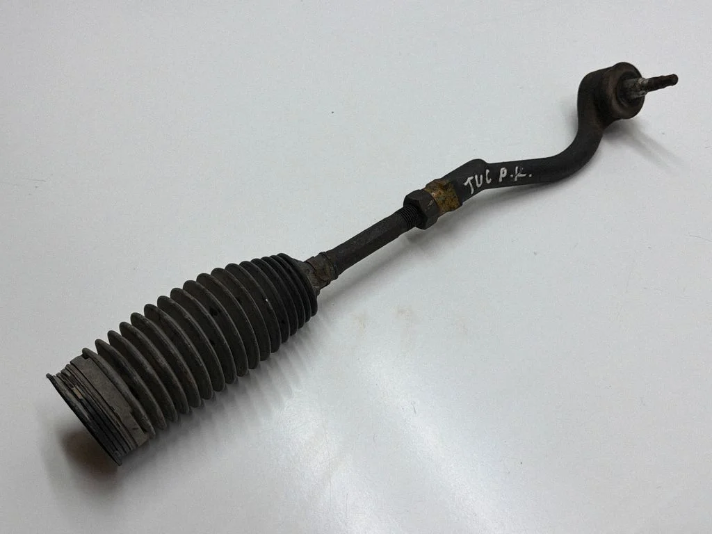 Steering tie rod – front left