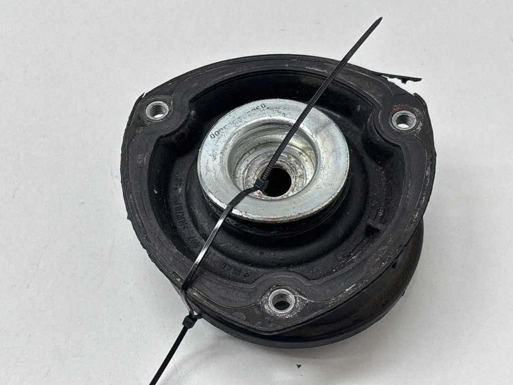 Front upper strut mount 5Q0412331E