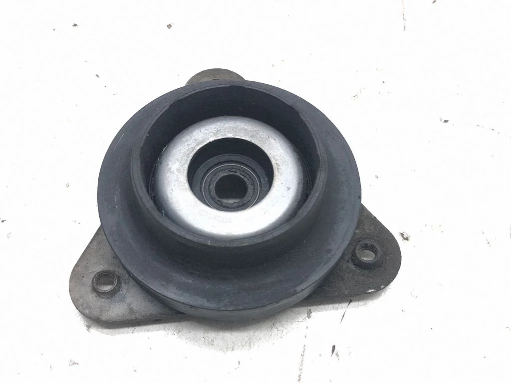 Front upper strut mount 543024644R