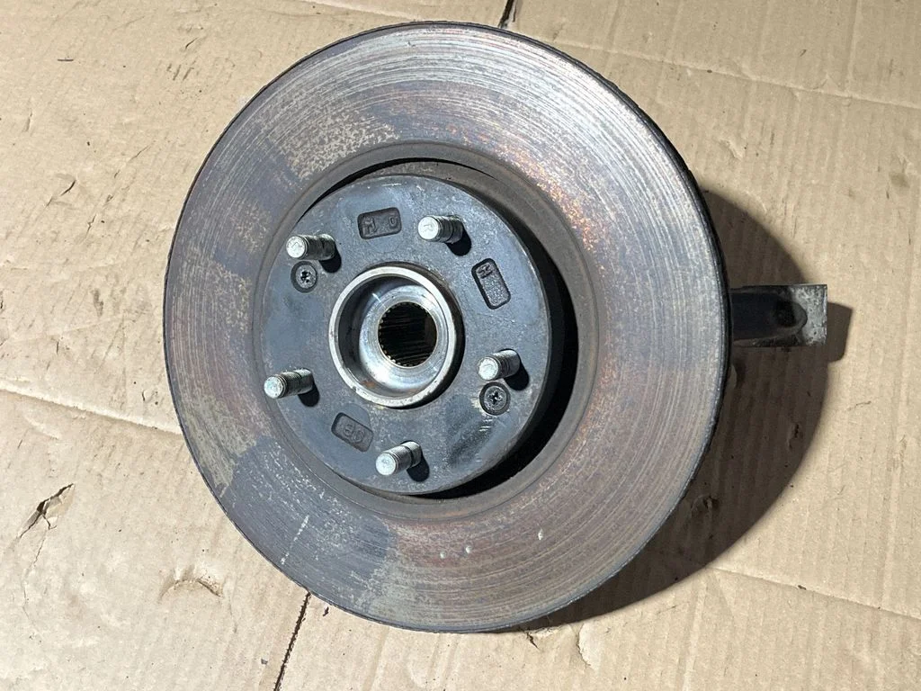 Front wheel hub spindle knuckle – front right