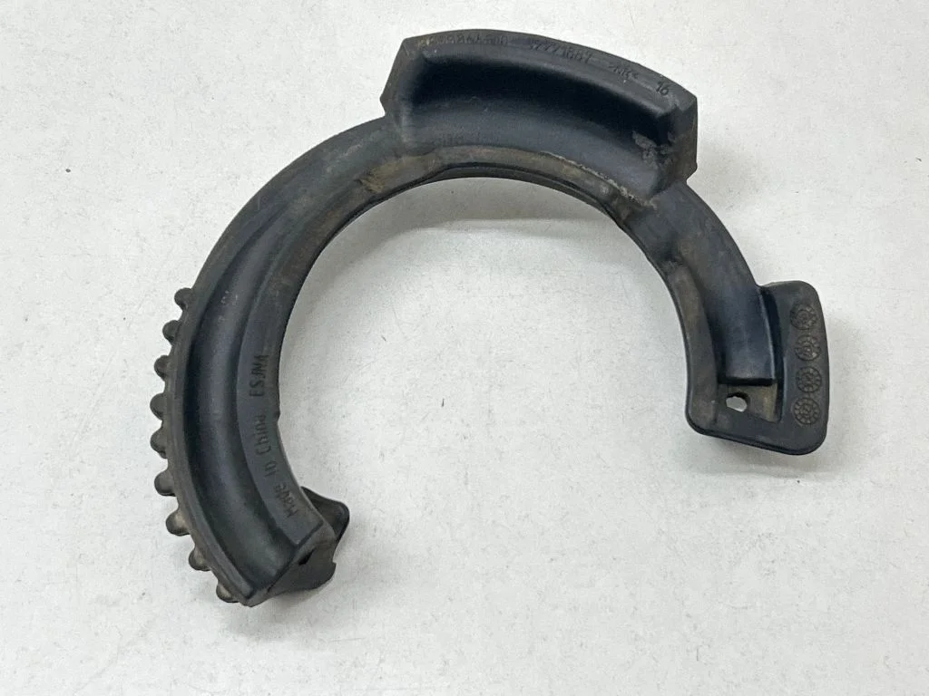 Front coil spring rubber mount 8888864510