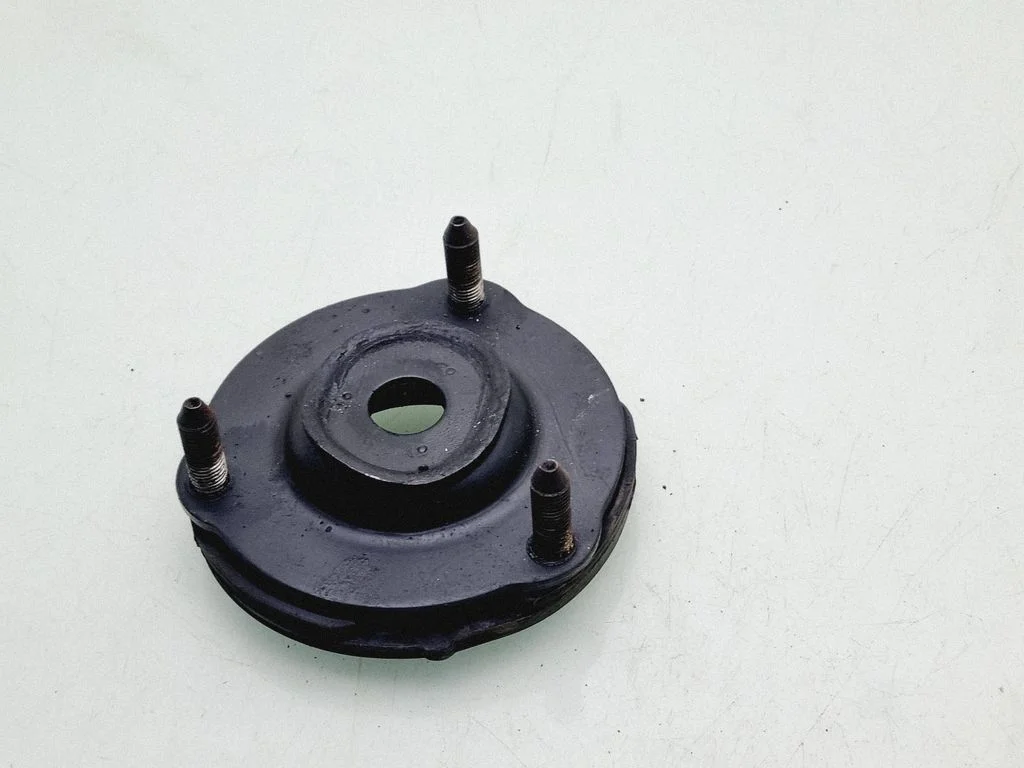 Front coil spring rubber mount 4860935010
