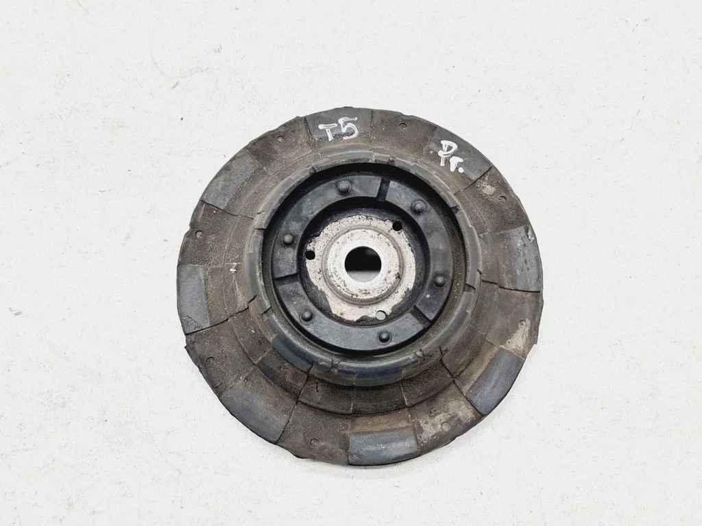 Eesmise keerdvedru kummitugi – Volkswagen Transporter - Caravelle T5 (2003-2015)