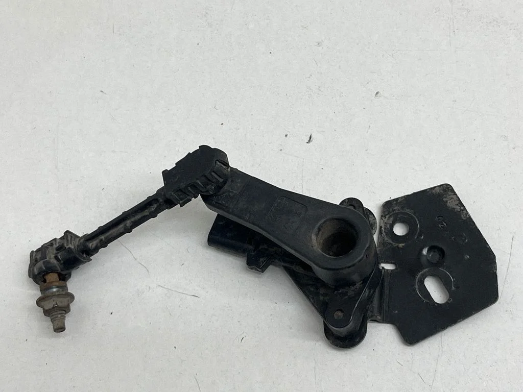 Augstuma sensors (priekš. lukturu) 9826684080