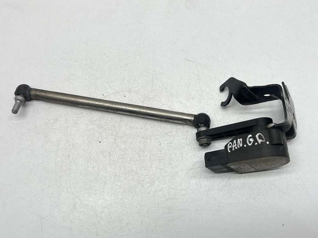 Headlight/headlamp level sensor 97033302204