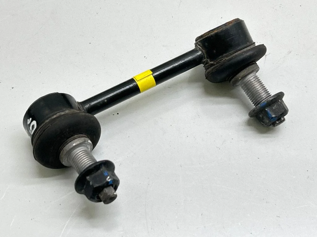 Rear anti-roll bar/stabilizer link 55530GI000