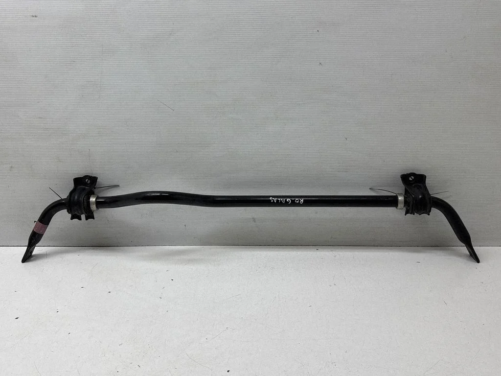 Stabilizator tylny – tył