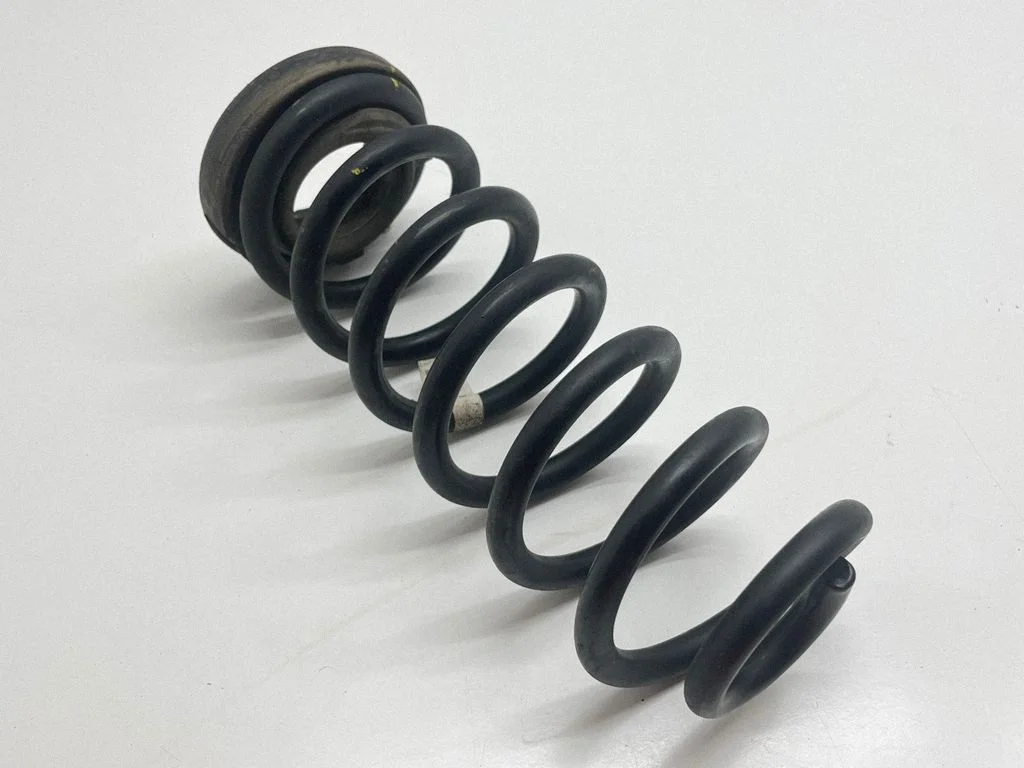 Rear coil spring 65350D3CB0