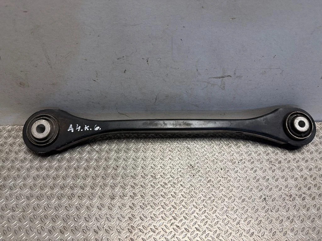 Tagumine õõtshoob 4M0505425D