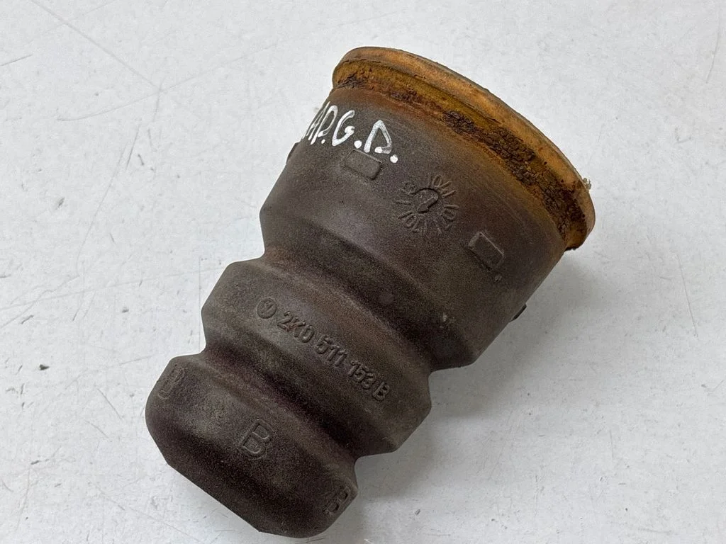 Rear coil spring rubber mount – Volkswagen Caddy (2011-2016)