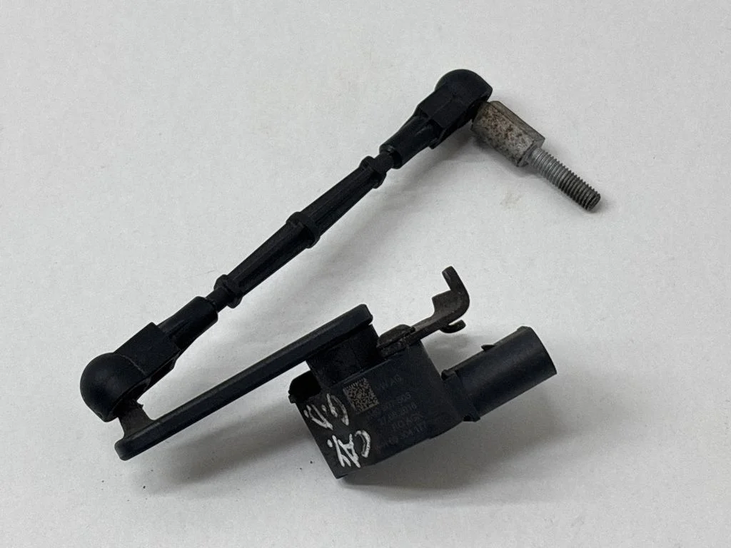 Rear air suspension level height sensor – Porsche Cayenne (9Y0 9Y3) (2018-)