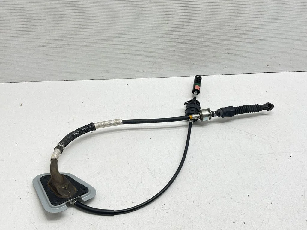Gear shift cable linkage – Toyota Highlander XU50 (2013-2019)