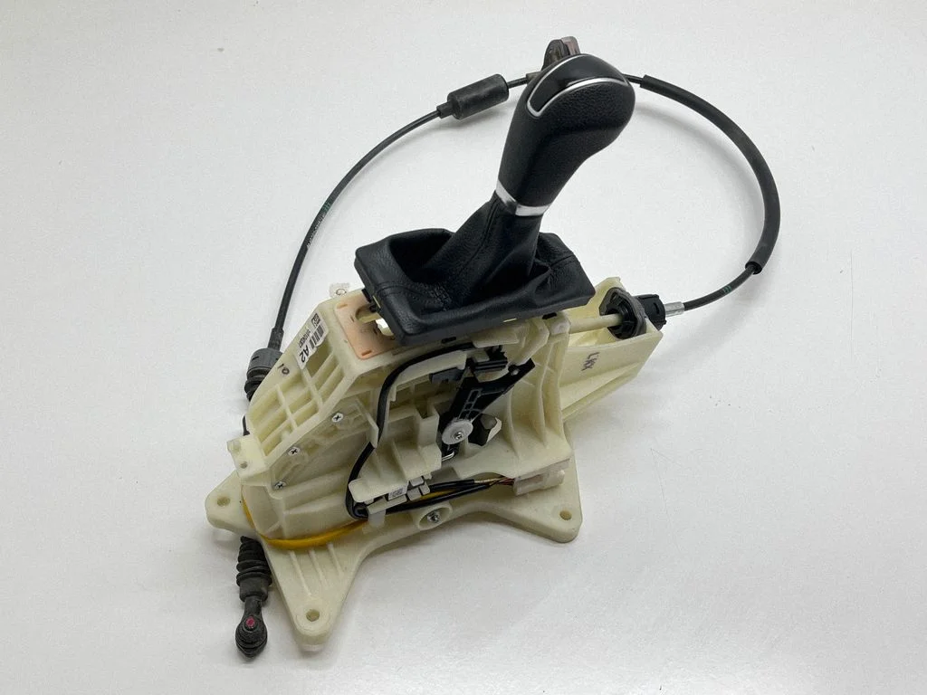 Gear selector mechanism 1611240307