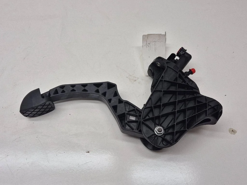 Clutch pedal 3C1721059CG