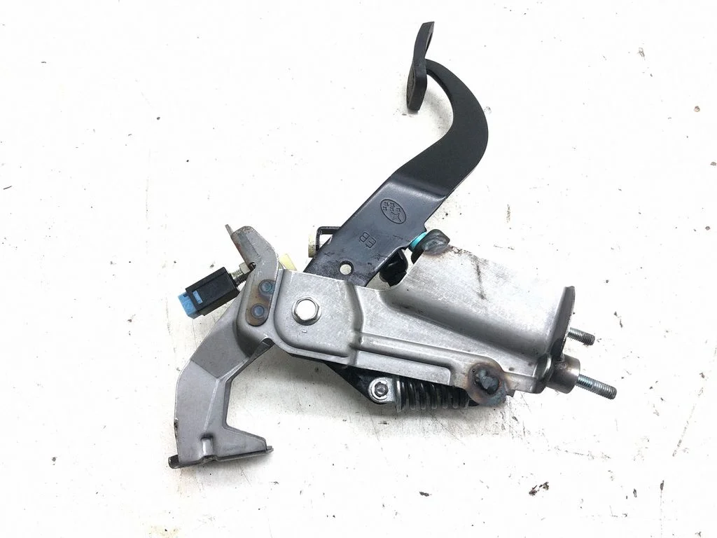Clutch pedal