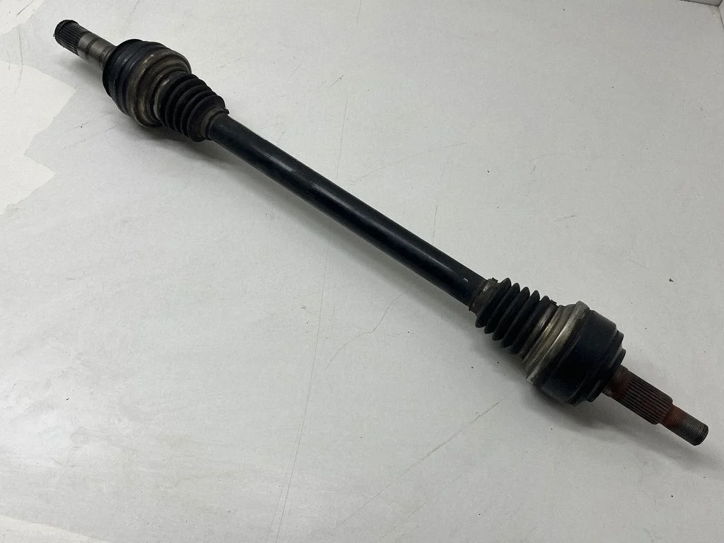 Rear driveshaft 7P0501201D