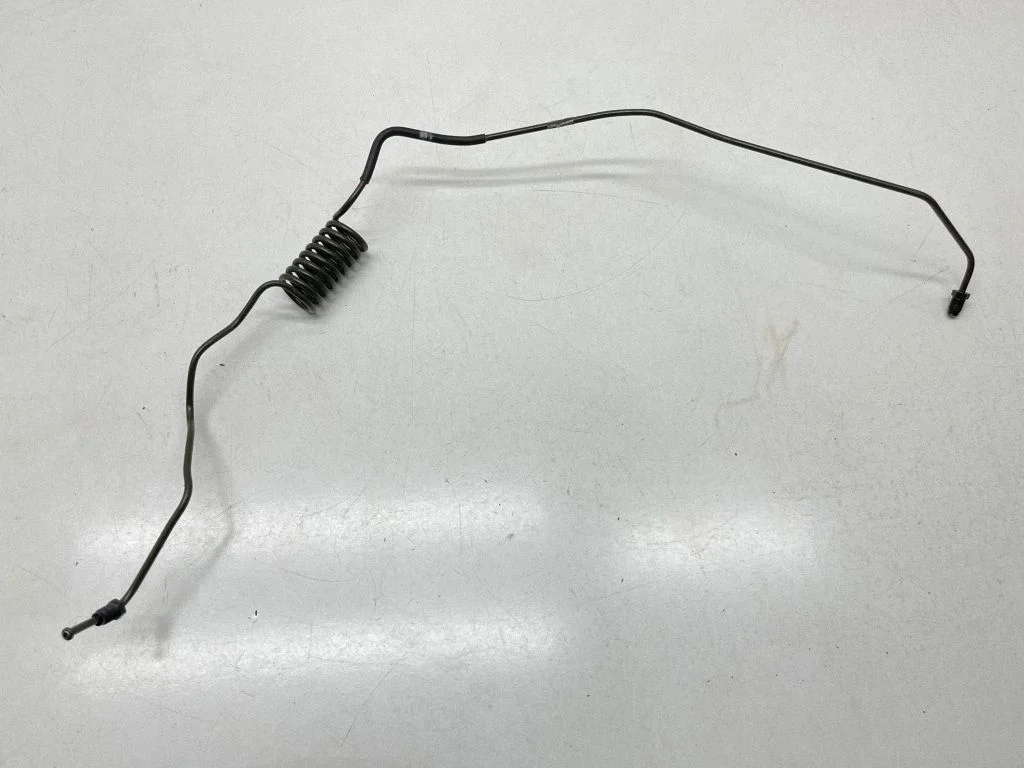Clutch pipe/line