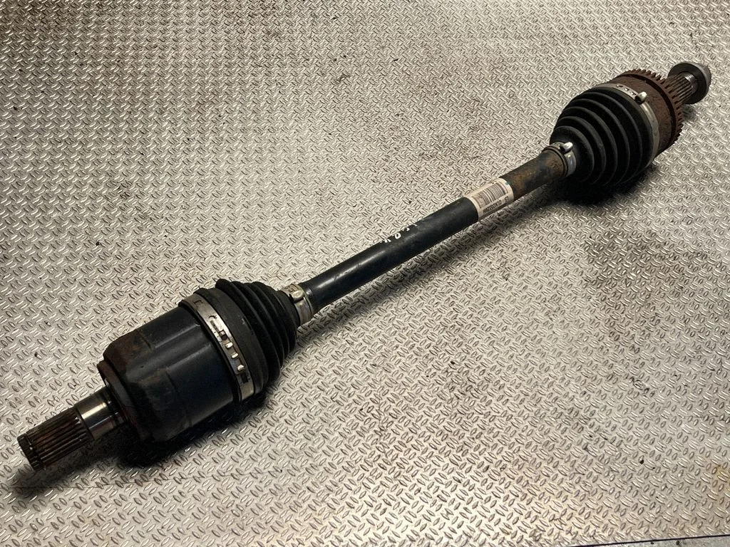 Front driveshaft 49500D3050