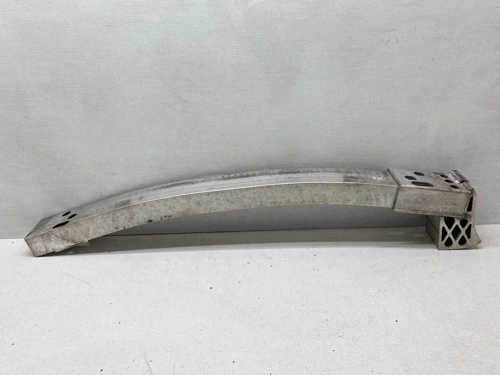 Front bumper cross member 521310E090 – Toyota Highlander XU50 (2013-2019)