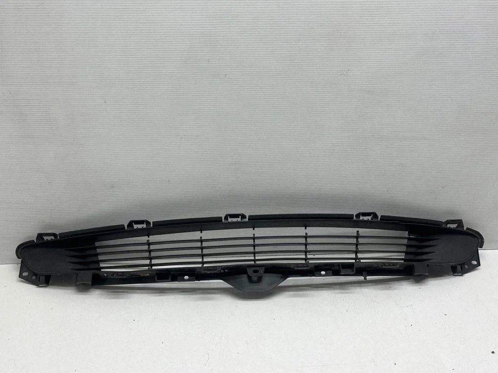 Front bumper lower grill 108592706