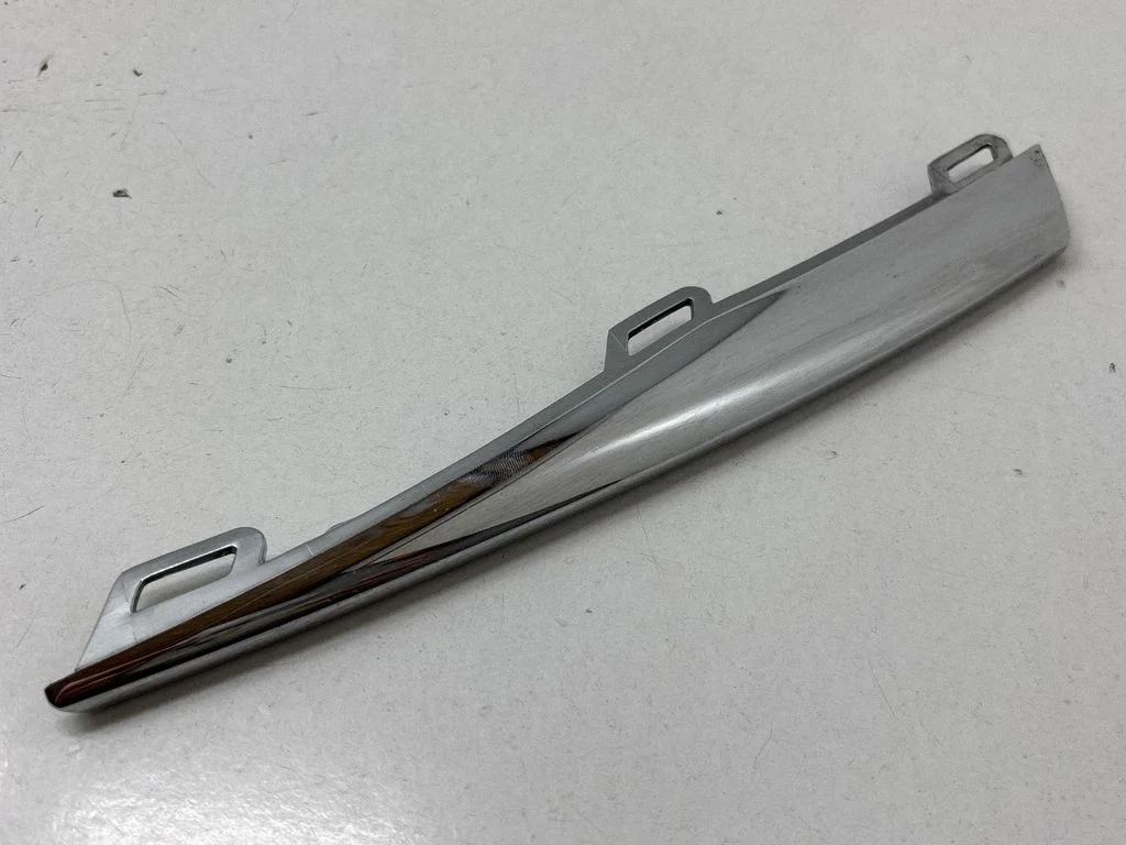 Front bumper splitter molding 5NN853101D