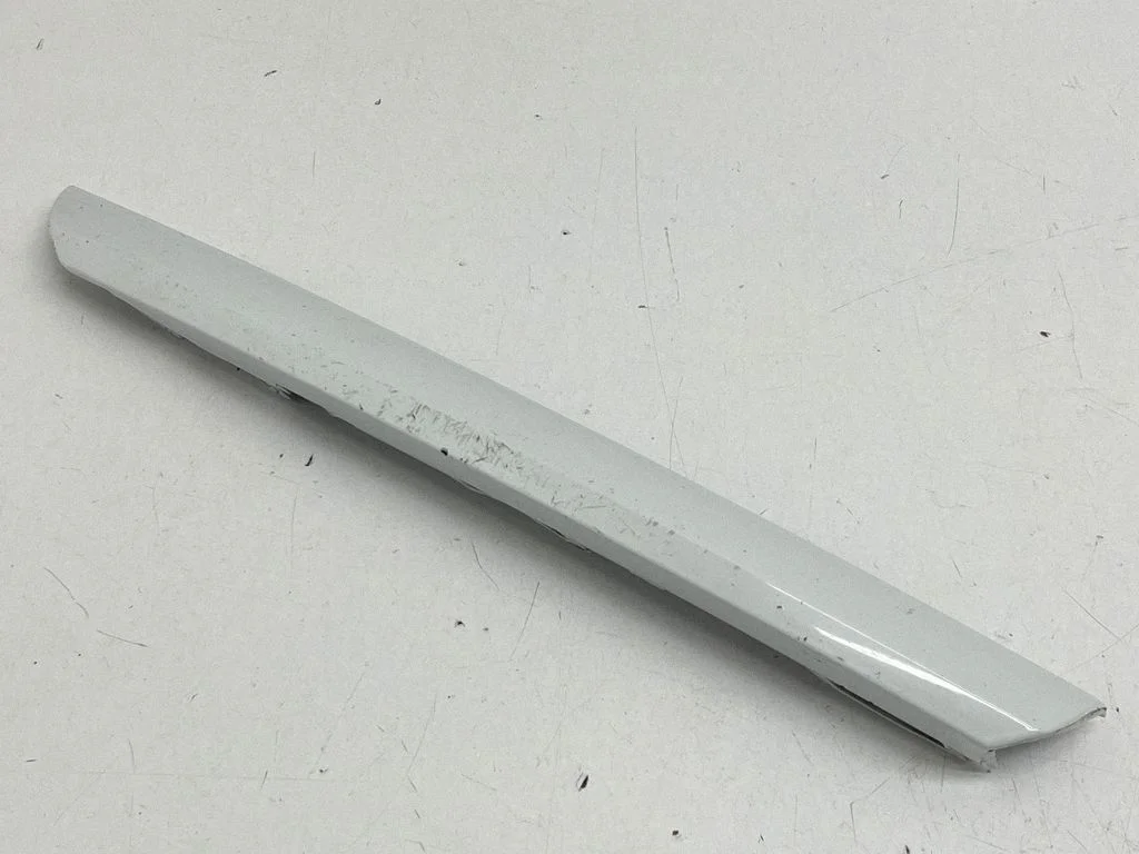 Front bumper splitter molding 5NN853101C