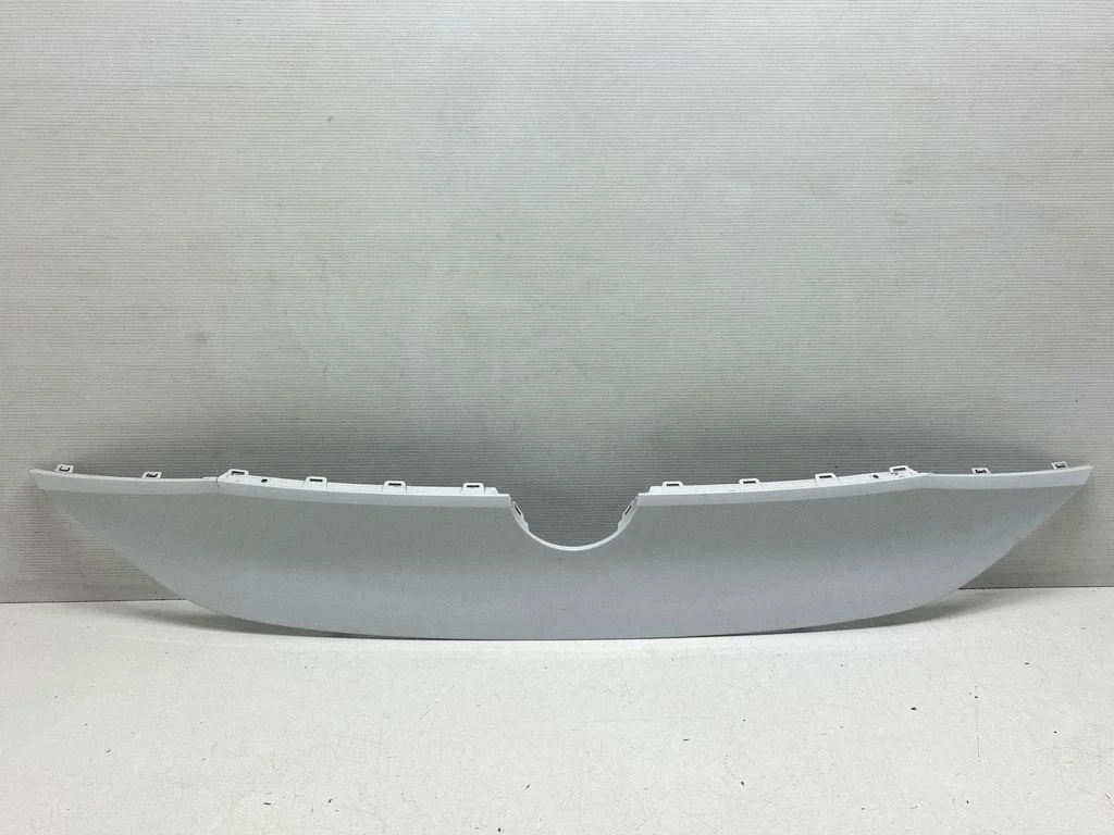 Front bumper splitter molding 11A807185A