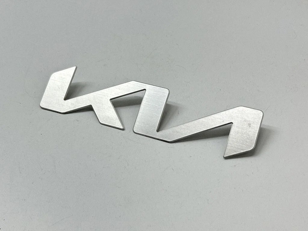 Manufacturer badge logo/emblem 86320CV000